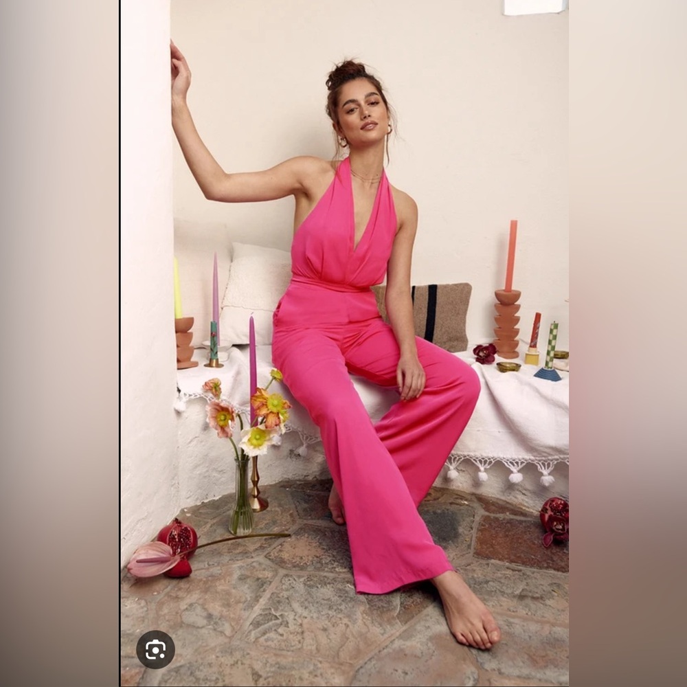 Elegant Pink Halter Jumpsuit